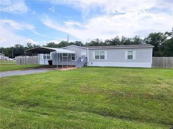 282 Independence St, Natchitoches, LA 71457