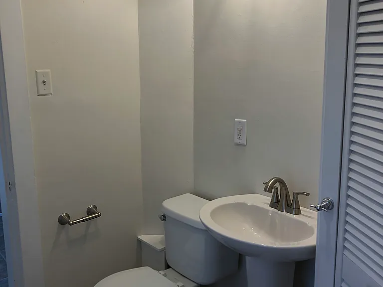 58 Allerton St #2 — Photo 11