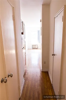 Rented by Schulman Realty LLC | media 18