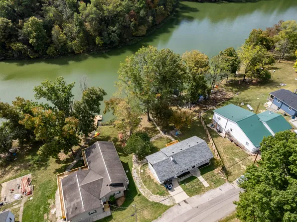 465 Bullock Pen Dr, Crittenden, KY 41030