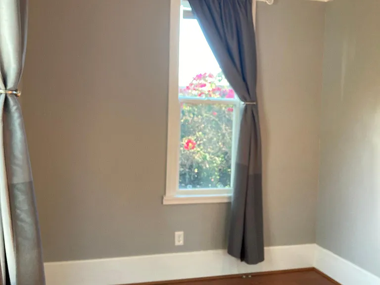 Bedroom 1 (Overlooking Front Garden)