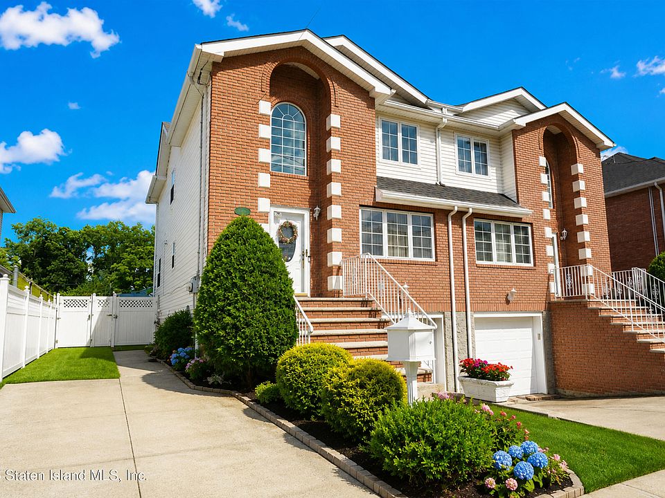 1st image of 353 Willowbrook Rd
