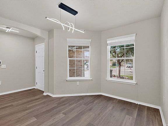 5th image of 735 Pelican Point