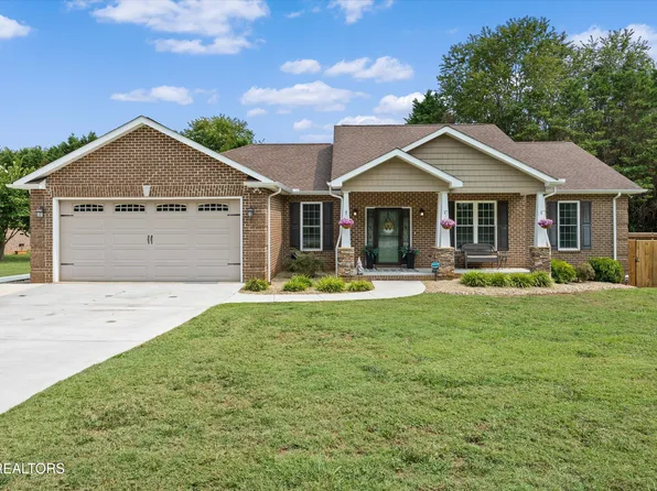 118 Heritage Crossing Dr, Maryville, TN 37804