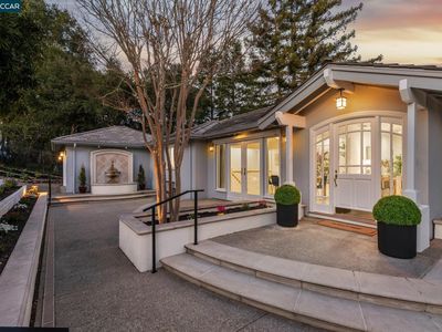 15 Los Dedos Rd, Orinda, CA, 94563