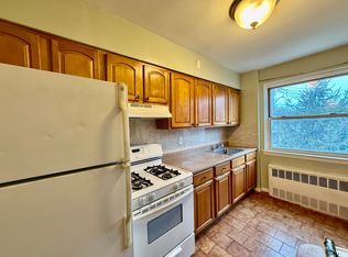 402 Fairview Ave FLOOR 2, Ridgewood, NY 11385