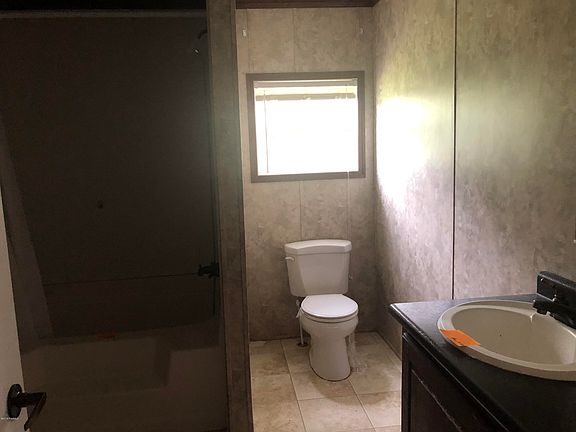 5th image of 130 Chardonnay Dr
