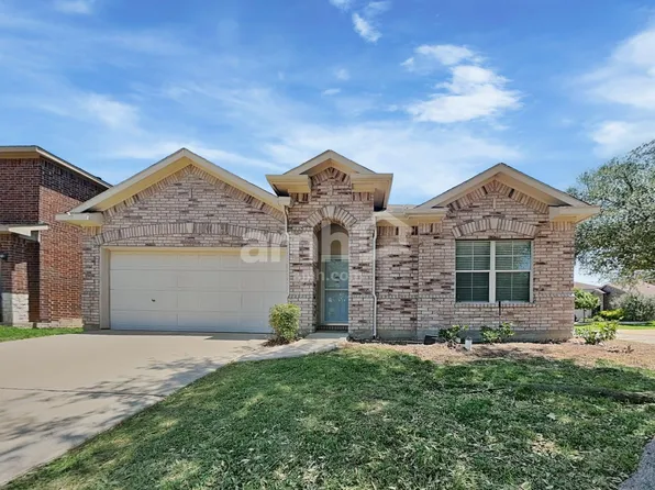 9000 Stone Mill Ln, Fort Worth, TX 76179