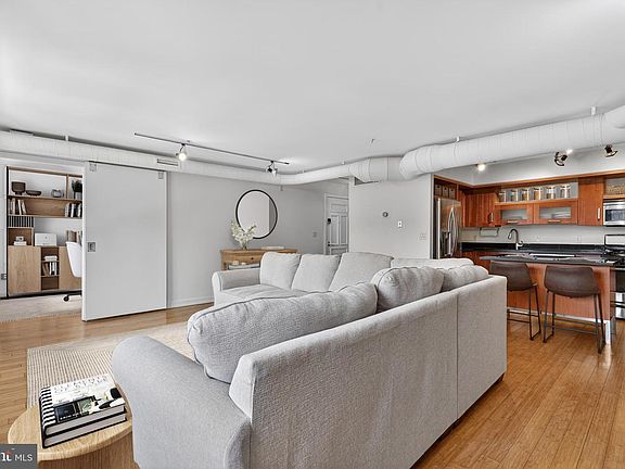 5th image of 1413 P St NW APT 306
