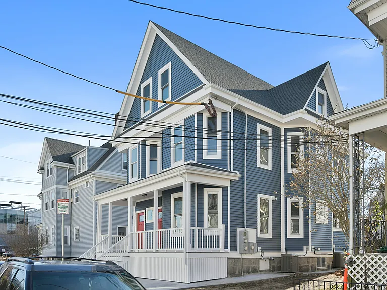 4 Benson St — Photo 19