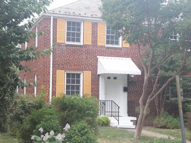 712 N Oakland St — Photo 26