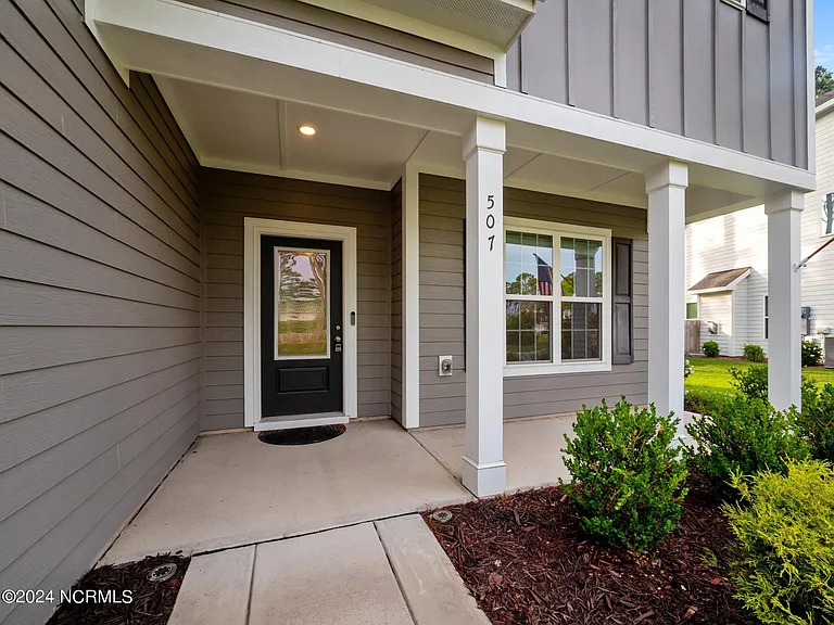 507 W Red Head Cir — Photo 2