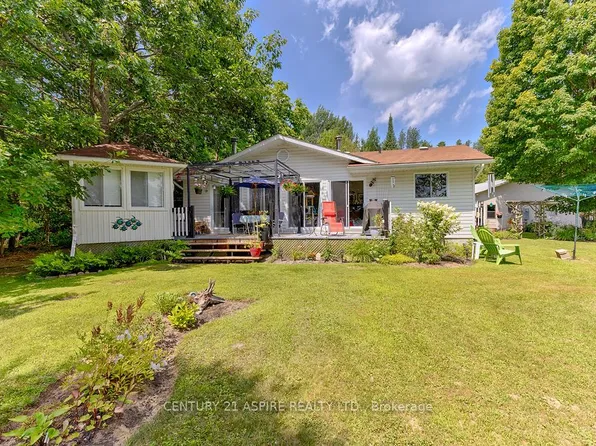 45 Columbine Ln, North Algona Wilberforce, ON K0J 1T0