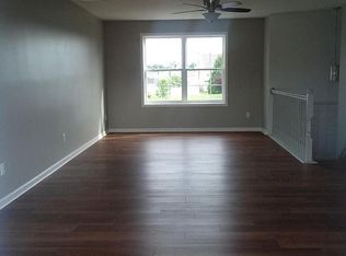 713 Rutherford Dr, Greencastle, PA 17225