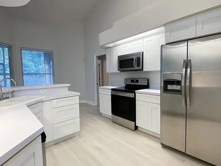1106 Wineberry Ct — Photo 7