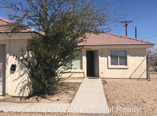 1332 Persimmon Ave, Thermal, CA 92274