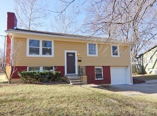 13638 Cambridge Ave, Grandview, MO 64030