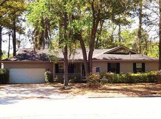 220 N Cromwell Rd, Savannah, GA 31410