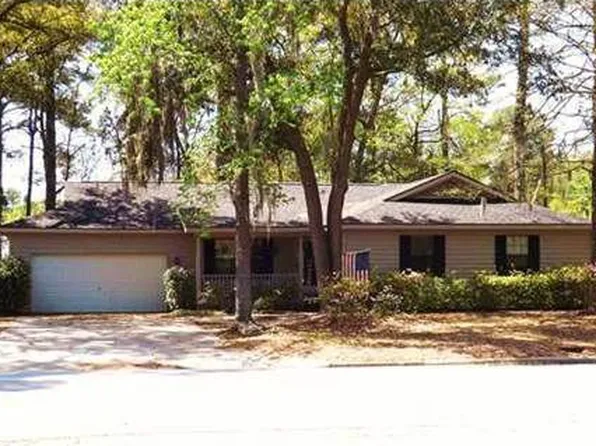 220 Cromwell Rd, Savannah, GA 31410