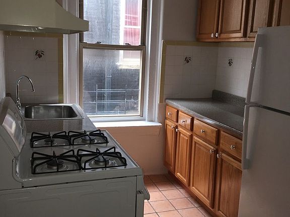 3rd image of 379 W 127th St APT 43