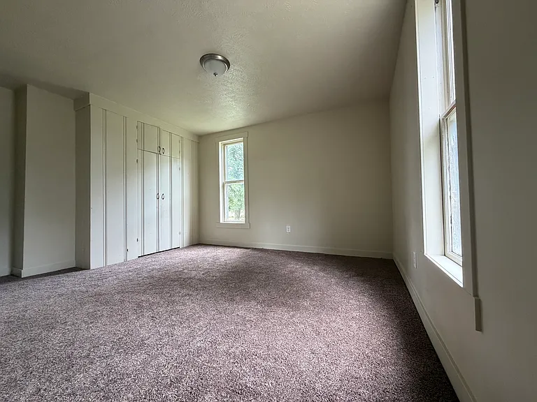 600 W Cave St — Photo 20