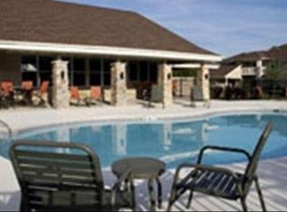 9363 S Cobblestone Way #322, Franklin, WI 53132