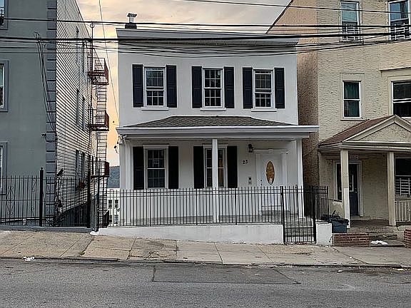 2nd image of 23 Van Cortlandt Park Ave