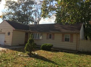 186 Gibson Blvd, Valley Stream, NY 11581