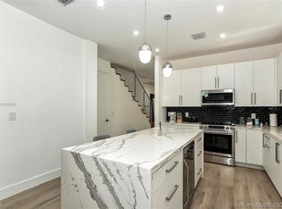 3658 SW 23rd Ter, Miami, FL 33145