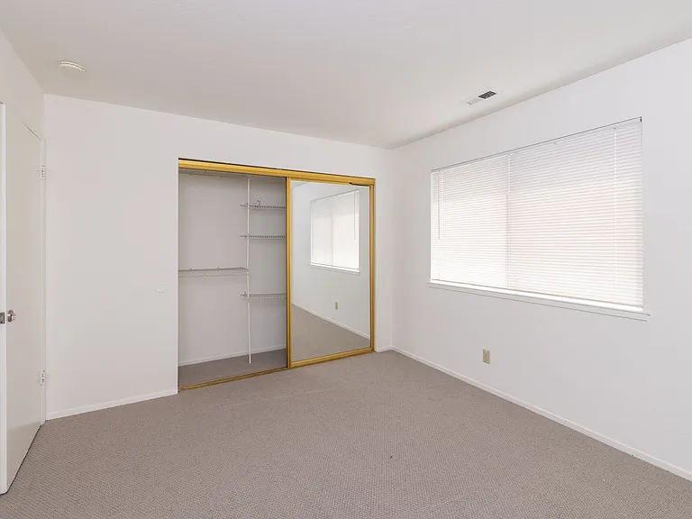 216 Green Meadow Dr #C — Photo 9
