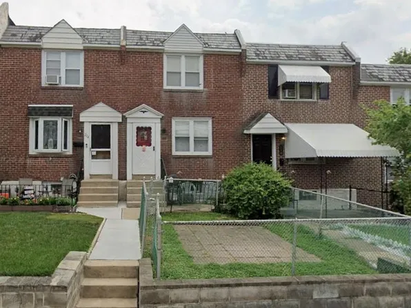 212 Golf Rd, Darby, PA 19023
