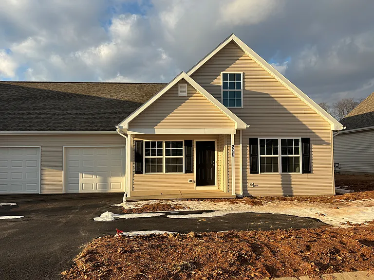2723 Blue Field Dr — Photo 7