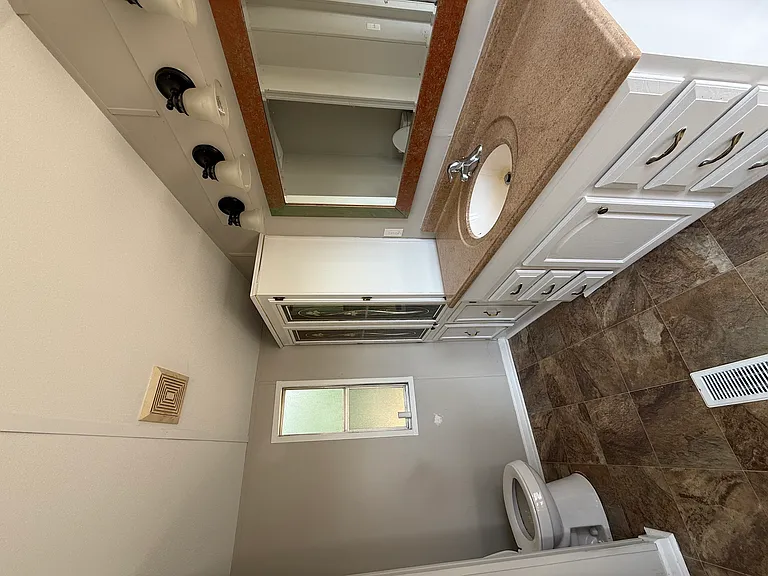 501 Cycle Ln — Photo 6
