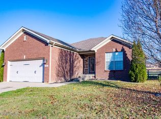 160 Berger Farm Dr, Mount Washington, KY 40047