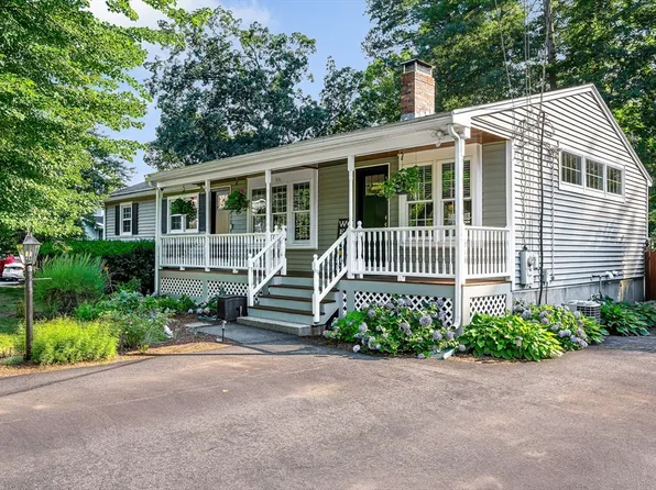 104 Nichols St, Wilmington, MA 01887
