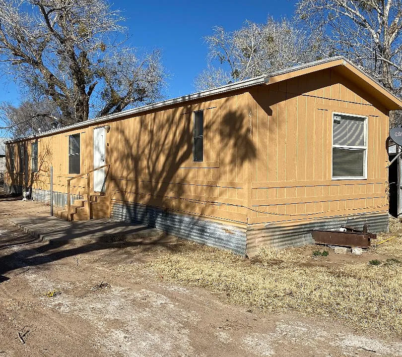 411 Eastwood Loop
