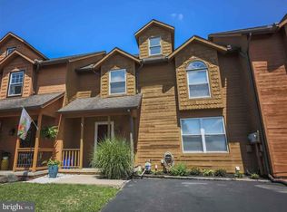 113 Weldon Dr, York, PA 17404
