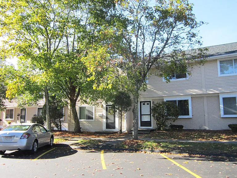 Chestnut Place Townhomes — Photo 22