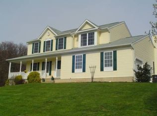 16586 Dolf Rd, Stewartstown, PA 17363