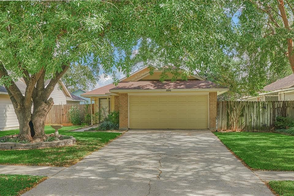 Welcome to 23230 Prairie Bird Drive
