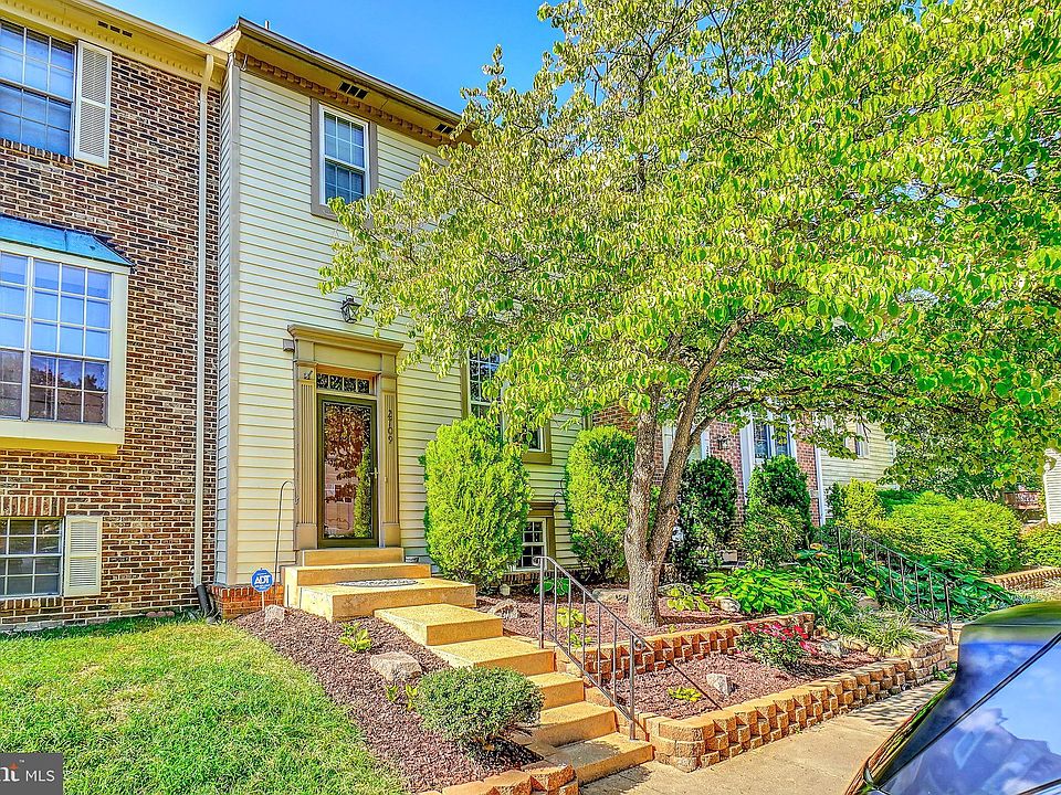 1st image of 2709 Woodwalk Ct