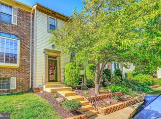 2709 Woodwalk Ct, Alexandria, VA 22306