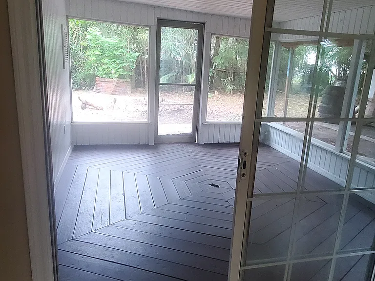 2625 Isabella Ave — Photo 10