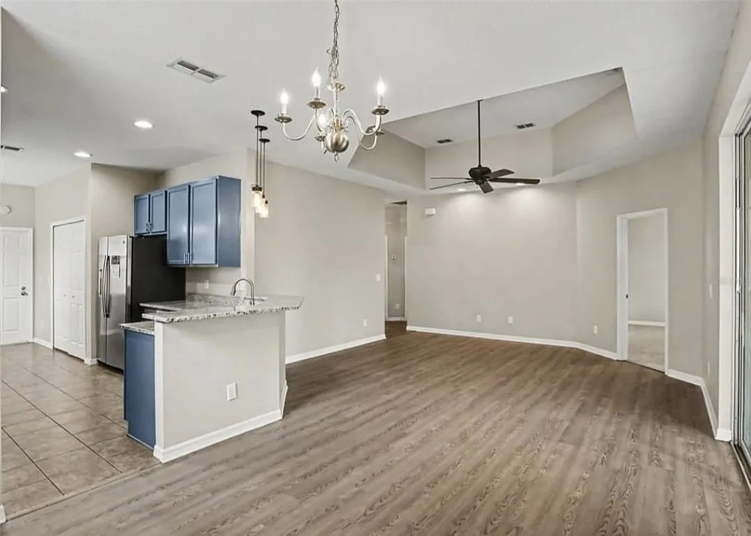 3 bed, 1537 sqft, $2,300 — Photo 1