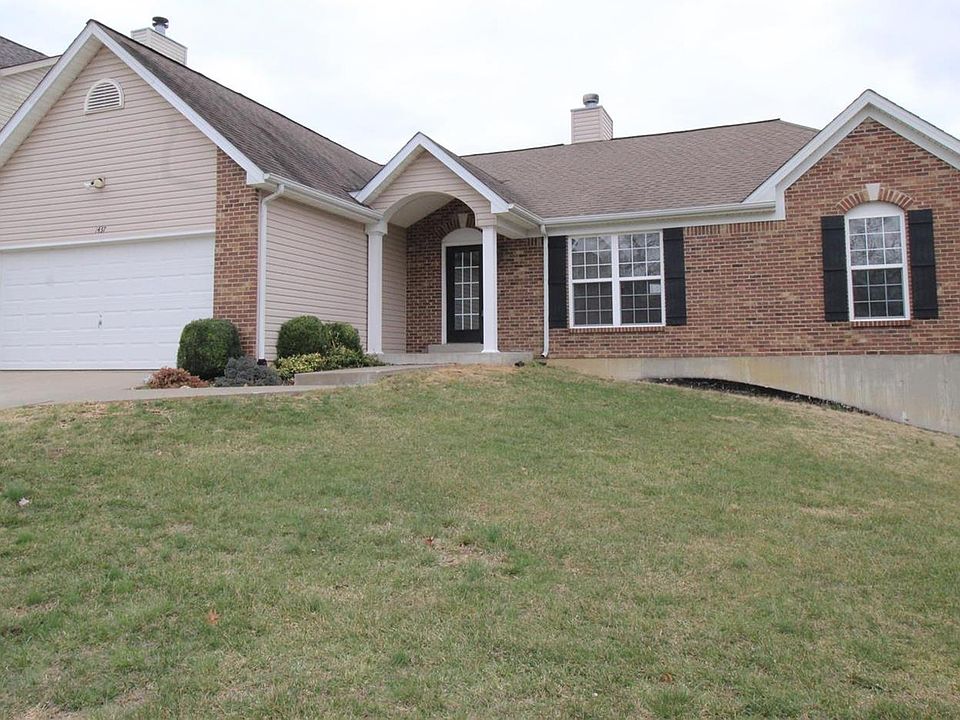 1st image of 1437 Riverwood Dr