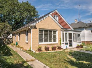 2200 Erie St, Racine, WI 53402