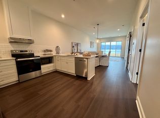 2699 Paddle Wheel Dr, Guntersville, AL 35976