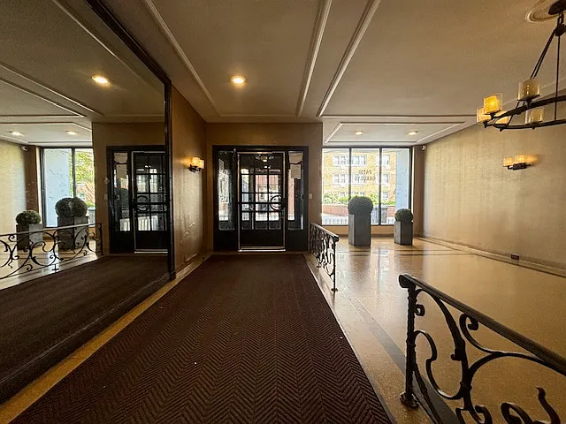 590 Flatbush Ave #2L — Photo 12