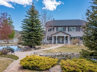 416 Wilson Creek Rd, Lee Vining, CA 93541