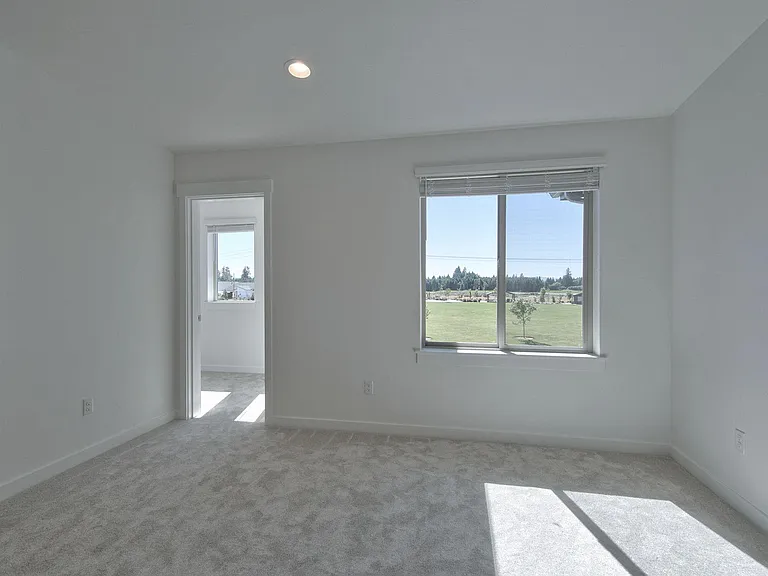 5617 SE Logan Ln — Photo 27